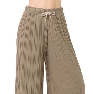 Pleated ankle wide leg pants